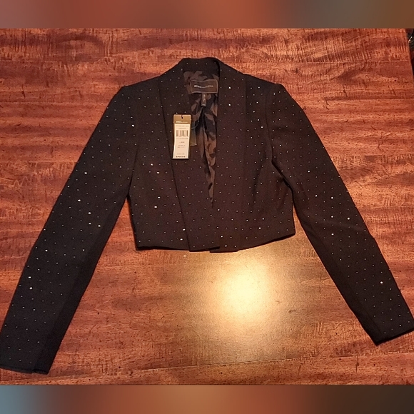 BCBGMaxAzria Jackets & Blazers - BCBGMaxAzria Emmerson Cropped Blazer-NWT
